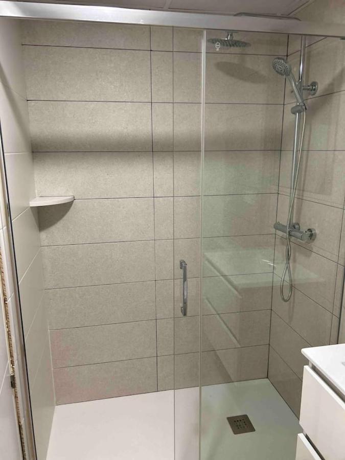 Apartamentos Breton 17 Suite Familiar Аликанте Экстерьер фото